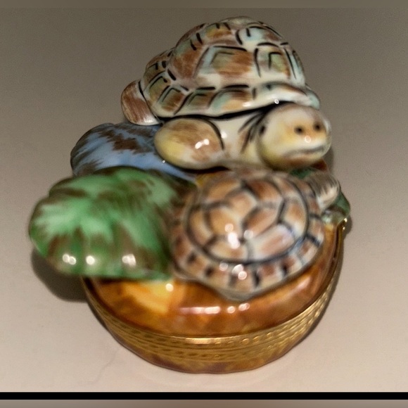 Limoges Turtle Family Porcelain Figurine Collectible 100% Auth… - Picture 6 of 14